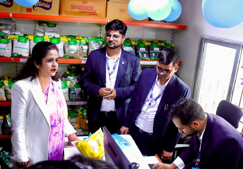 सिंहदरबारभित्र सुलभ मूल्यको खाद्य बिक्री कक्ष सञ्चालन