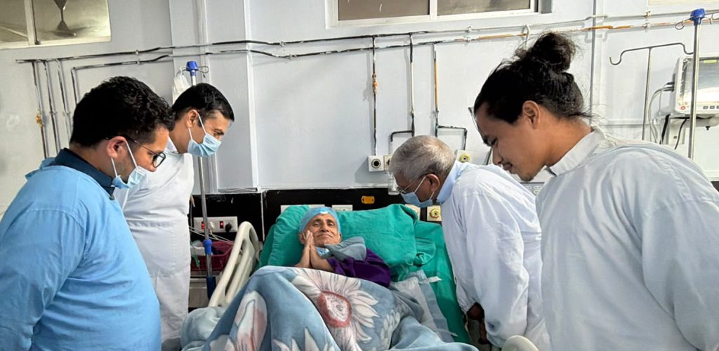 सरकारी वार्ता टोलीले थाल्यो डा. केसीका प्रतिनिधिसँग छलफल