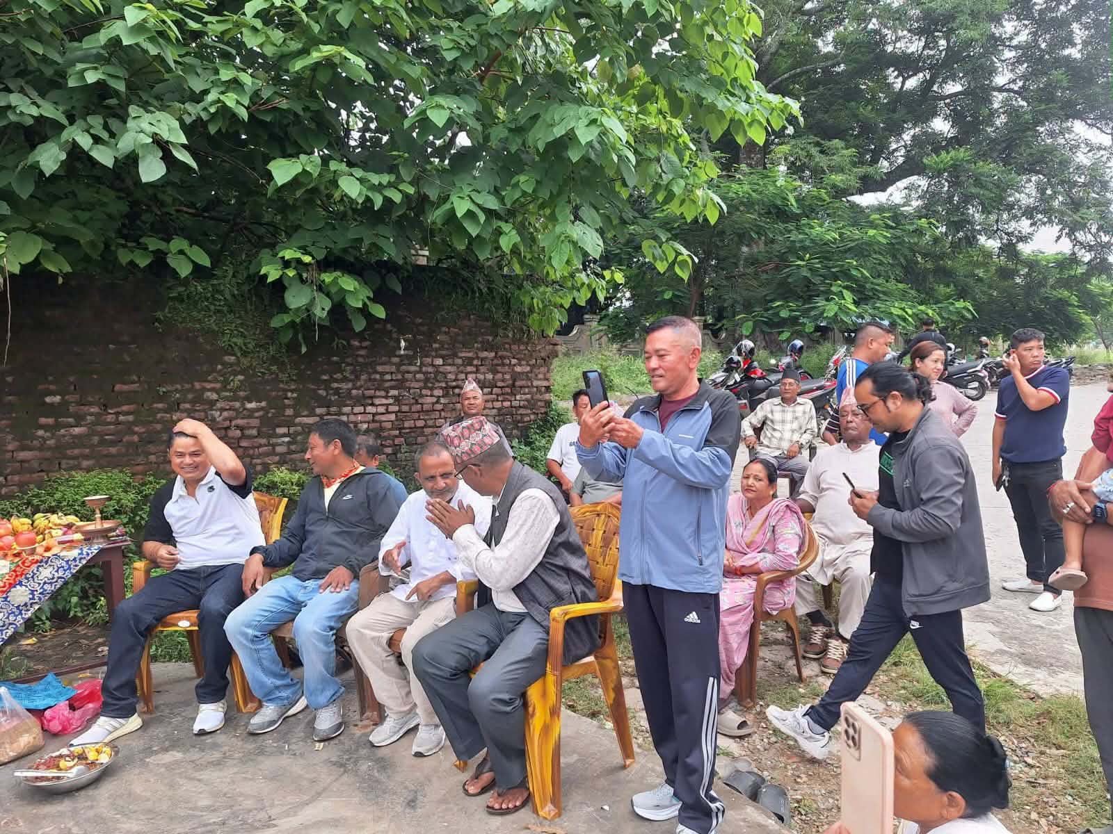 सेल्फी डाँडामा ८ फिट अग्लो गौतम बुद्धको मूर्ति स्थापना कार्य शुभारम्भ