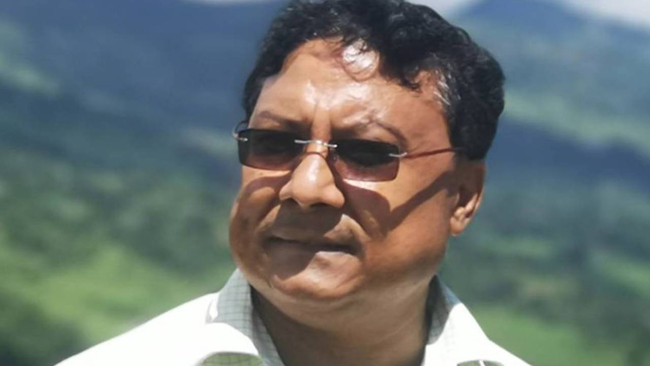 पत्रकार किशोर श्रेष्ठलाई सोमबार सर्वोच्च अदालत उपस्थित गराउन आदेश
