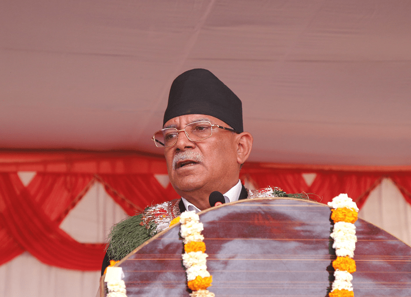 पहिरोका कारण मध्यपहाडी लोकमार्गमा अलपत्र परेका यात्रुको उद्धार कार्य अघि बाढाउन प्रचण्डको आग्रह